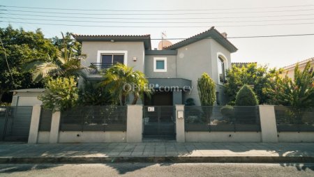 6 Bed Detached Villa for Sale in Kato Polemidia, Limassol
