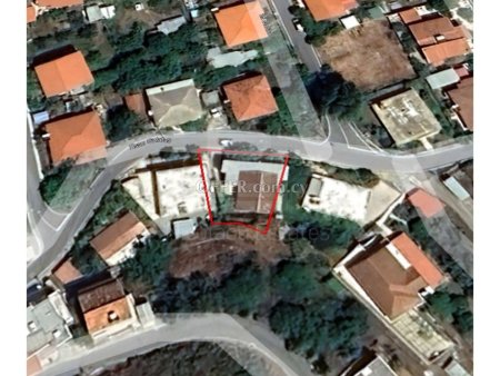 Residential plot with old house in Galata village - 1