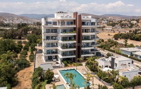 2 Bed Apartment for Sale in Germasogeia, Limassol - 11