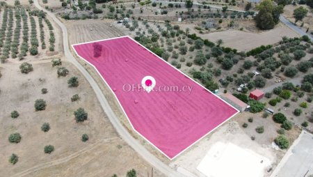 Residential field in Analiontas Nicosia. - 3