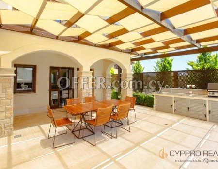 3 Bedroom Villa in Aphrodite Hills - 2