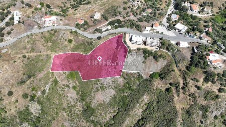 Field in Pigenia Nicosia - 3