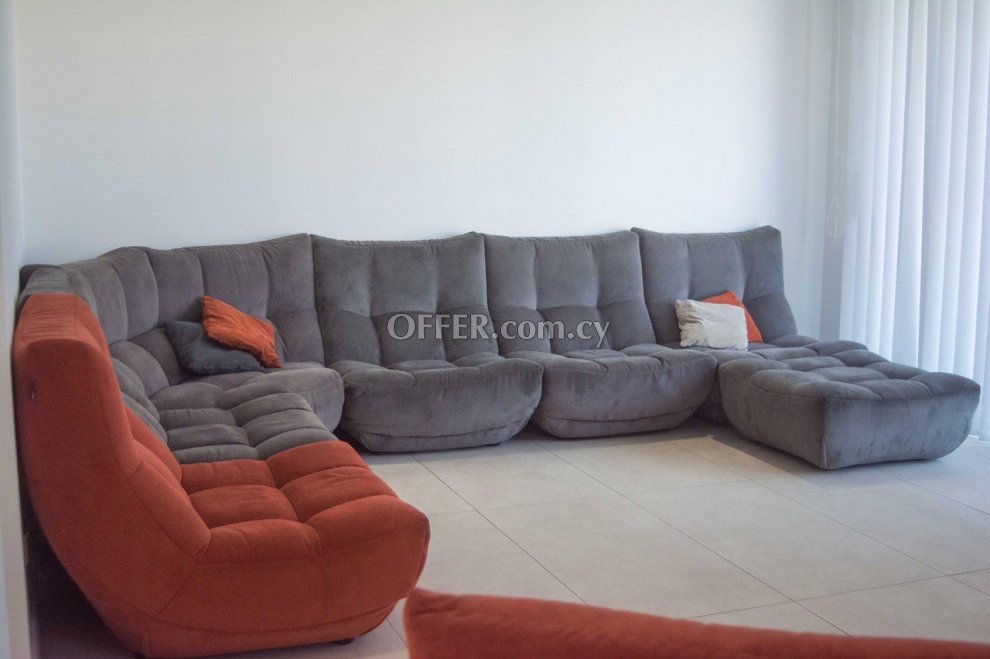 House (Detached) in Makedonitissa, Nicosia for Sale - 4