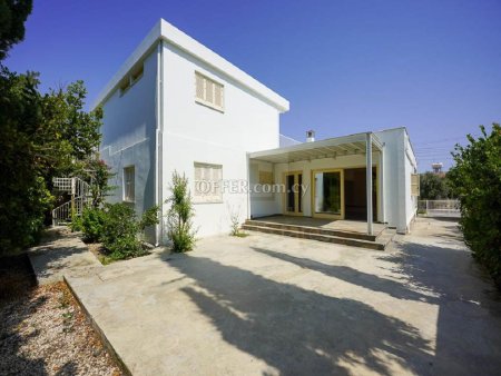 Four Bedroom Ground Floor Detached House for Sale in Agios Andreas Nicosia