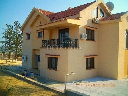 House (Detached) in Pyrgos, Limassol for Sale - 1