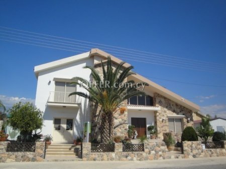 House (Detached) in Pyrgos, Limassol for Sale - 1
