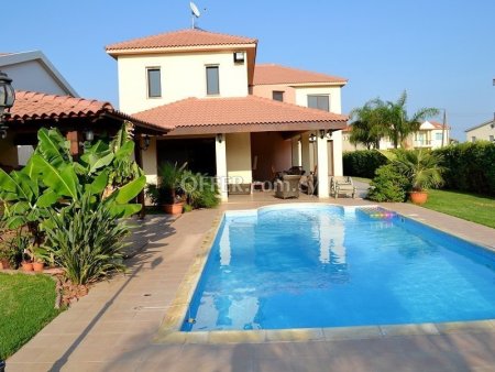 House (Detached) in Ypsonas, Limassol for Sale
