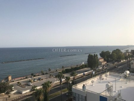 Apartment (Penthouse) in City Center, Limassol for Sale
