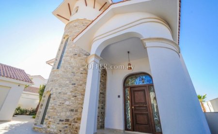 House (Detached) in Pervolia, Larnaca for Sale - 1