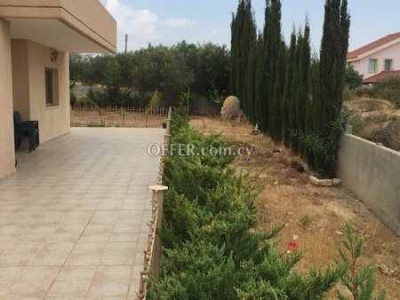 House (Detached) in Agios Athanasios, Limassol for Sale