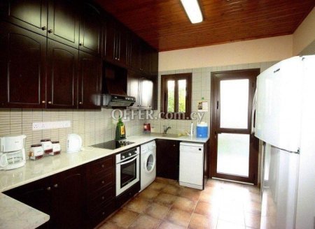 House (Detached) in Platres (Pano), Limassol for Sale