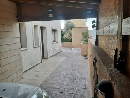 House (Detached) in Agia Varvara, Nicosia for Sale - 1