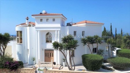 House (Detached) in Saint Georges, Paphos for Sale