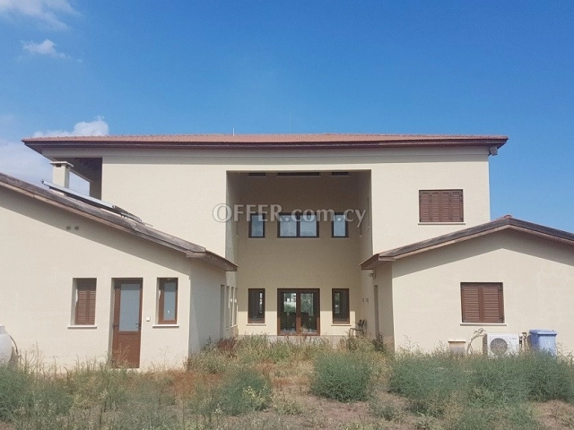 House (Detached) in Pera Chorio Nisou, Nicosia for Sale