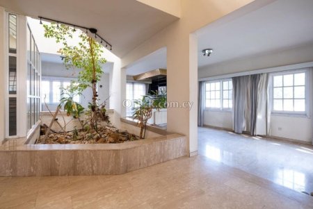 House (Detached) in Strovolos, Nicosia for Sale - 1