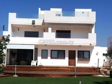 House (Detached) in Zygi, Larnaca for Sale - 1