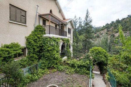 House (Detached) in Kakopetria, Nicosia for Sale - 1