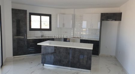 House (Detached) in Chlorakas, Paphos for Sale