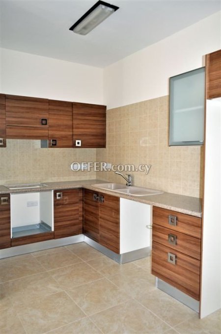 House (Maisonette) in Moni, Limassol for Sale - 8