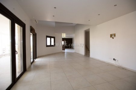 House (Detached) in Maroni, Larnaca for Sale - 8
