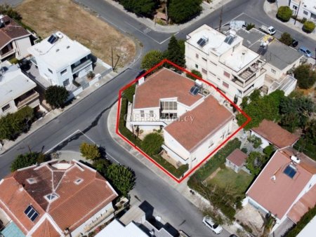 House (Detached) in Petrou kai Pavlou, Limassol for Sale - 2