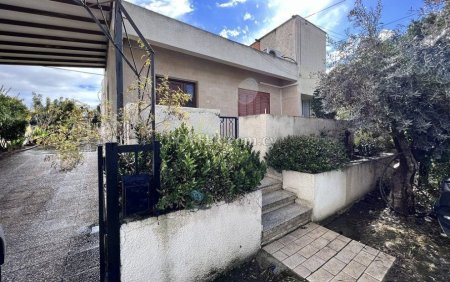 House (Semi detached) in Strovolos, Nicosia for Sale - 3