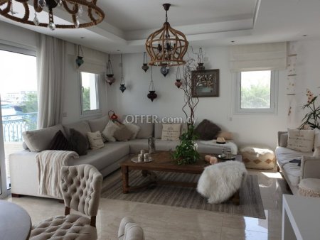 House (Semi detached) in Limassol Marina Area, Limassol for Sale - 7