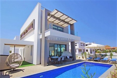 House (Detached) in Pernera, Famagusta for Sale - 6