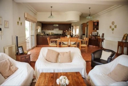 House (Detached) in Agia Varvara, Nicosia for Sale - 6