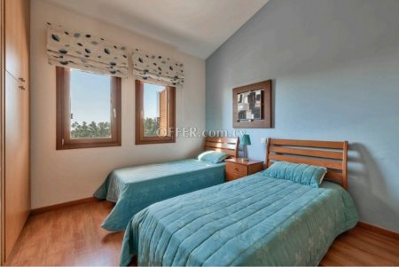 House (Semi detached) in Aphrodite Hills, Paphos for Sale - 6