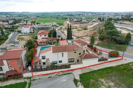 House (Detached) in Strovolos, Nicosia for Sale - 3