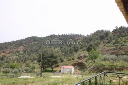 House (Detached) in Klirou, Nicosia for Sale - 4