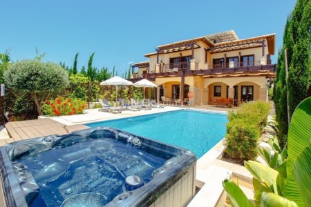 House (Semi detached) in Aphrodite Hills, Paphos for Sale - 4