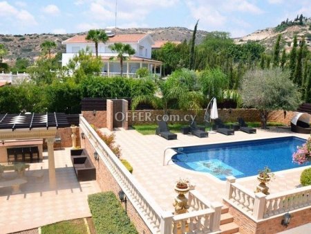 House (Detached) in Armenochori, Limassol for Sale - 3