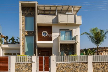 House (Detached) in Agios Tychonas, Limassol for Sale - 3
