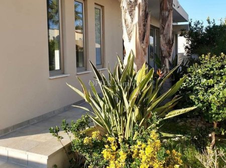 House (Detached) in Kaimakli, Nicosia for Sale - 3