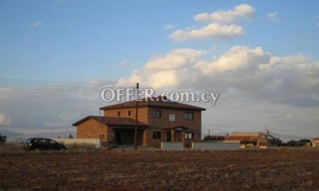 House (Detached) in Agioi Trimithias, Nicosia for Sale - 3