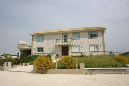 House (Detached) in Klirou, Nicosia for Sale - 3