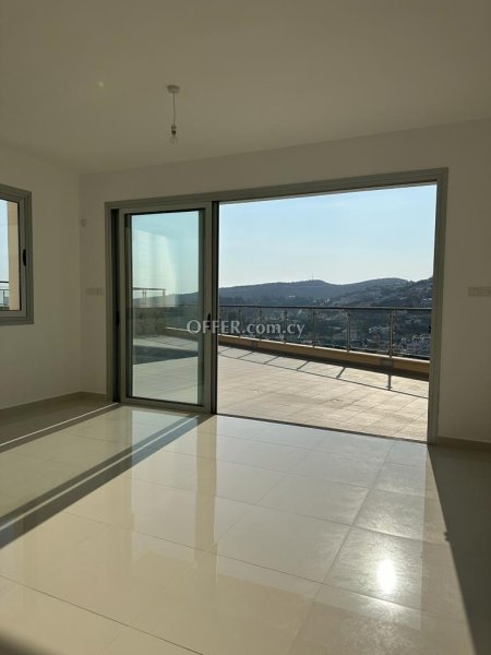 House (Detached) in Agios Tychonas, Limassol for Sale - 3