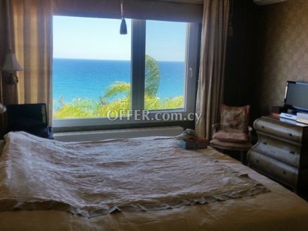 House (Detached) in Amathounta, Limassol for Sale - 3