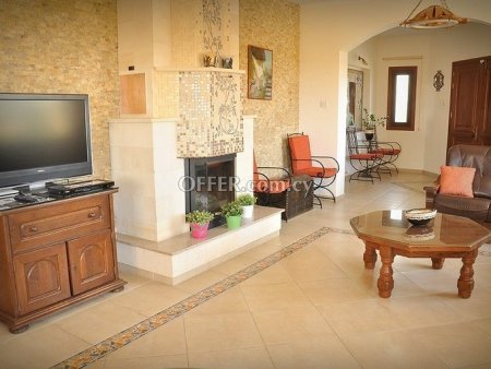 House (Detached) in Kolossi, Limassol for Sale - 2