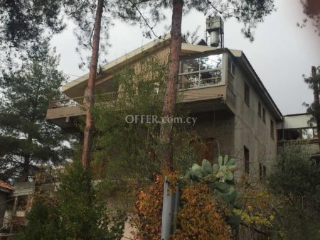 House (Detached) in Platres (Kato), Limassol for Sale - 2