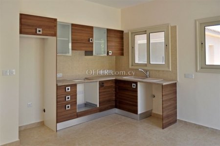 House (Maisonette) in Moni, Limassol for Sale - 2