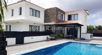 3 Bedroom House  In Latsia, Nicosia - 1