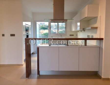 PENTHOUSE WITH ROOF TERRACE – Germasoyia, Limassol - 3