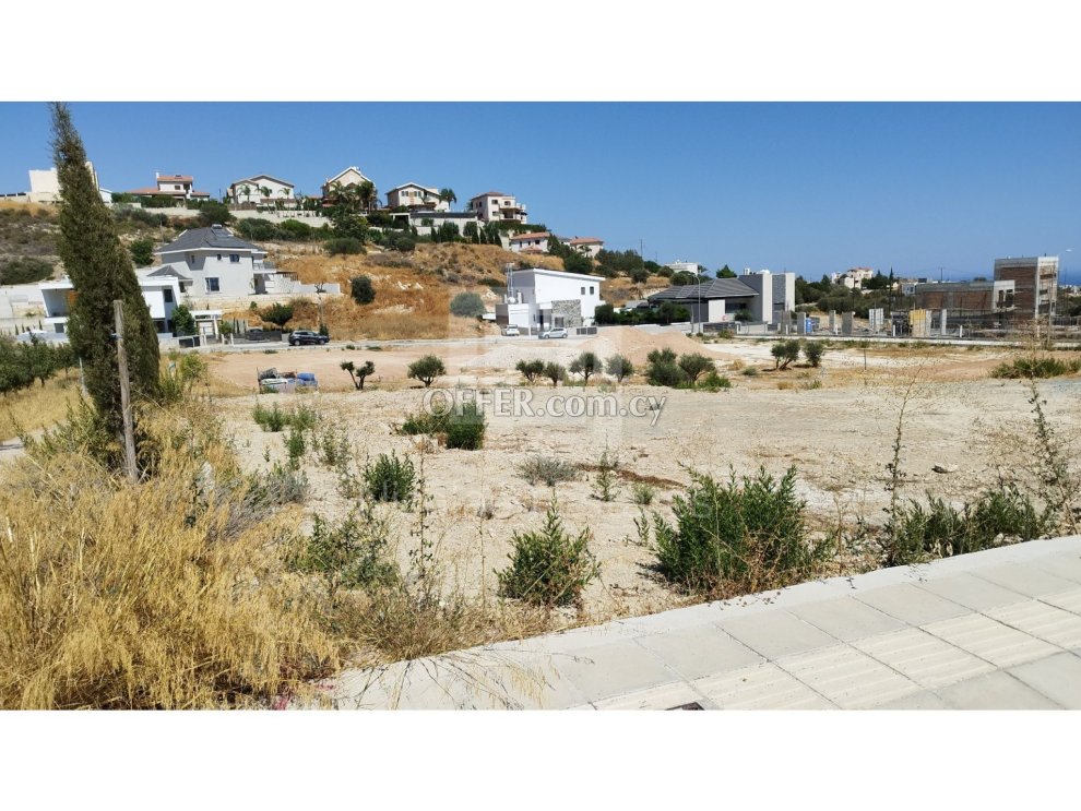 Large residential plot with sea view in Agios Athanasios area of Limassol - 2