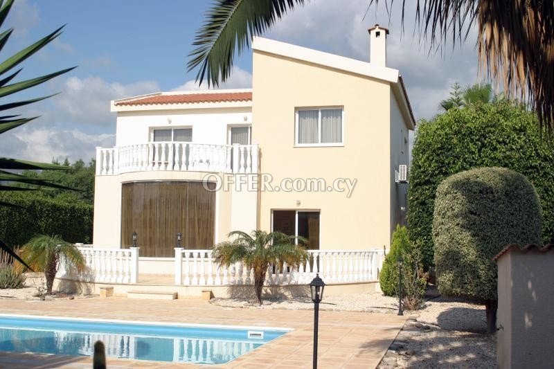 House (Detached) in Mesa Chorio, Paphos for Sale - 3