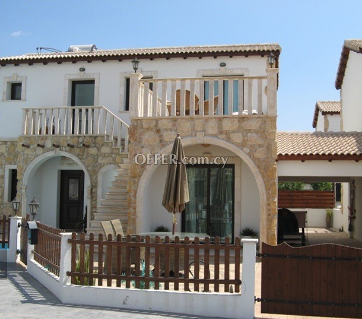 House (Semi detached) in Vrysoules, Famagusta for Sale - 4