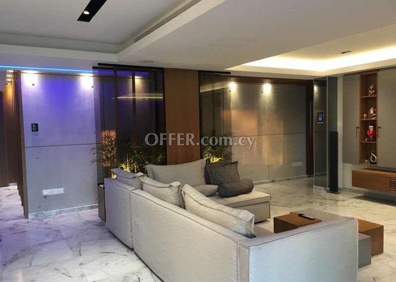 Apartment (Penthouse) in Crowne Plaza Area, Limassol for Sale - 5