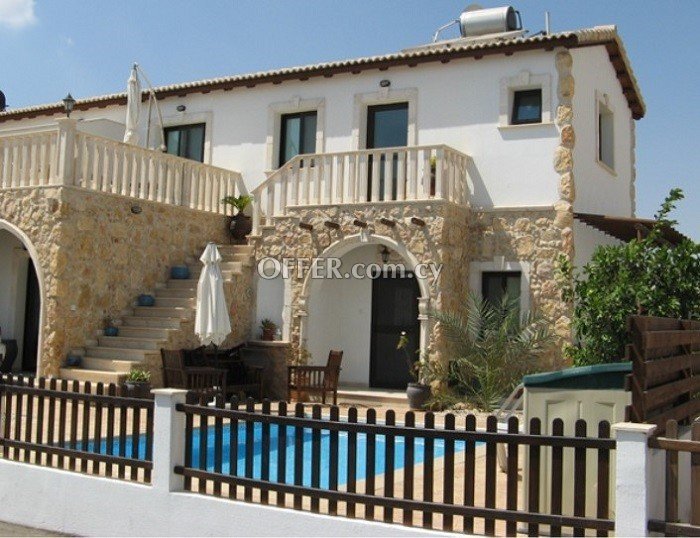 House (Semi detached) in Vrysoules, Famagusta for Sale - 6